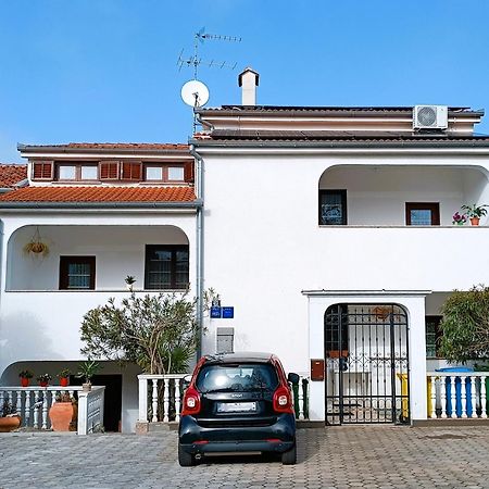 Apartments Stojakovic Πόρετς Εξωτερικό φωτογραφία