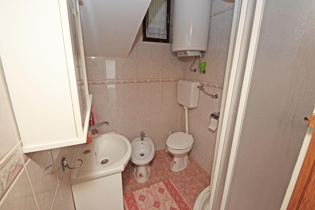 Apartments Stojakovic Πόρετς Δωμάτιο φωτογραφία