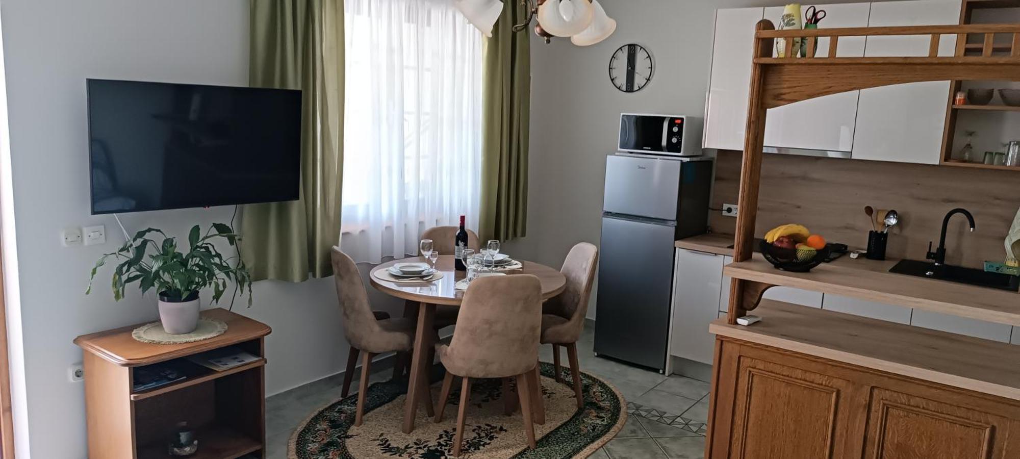 Apartments Stojakovic Πόρετς Εξωτερικό φωτογραφία