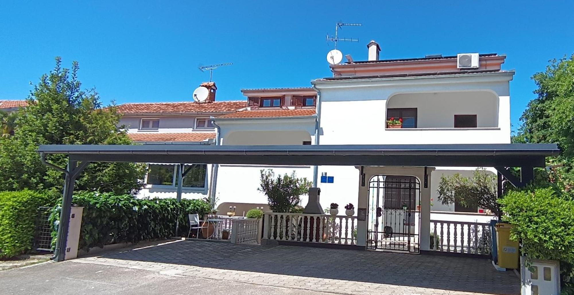 Apartments Stojakovic Πόρετς Εξωτερικό φωτογραφία