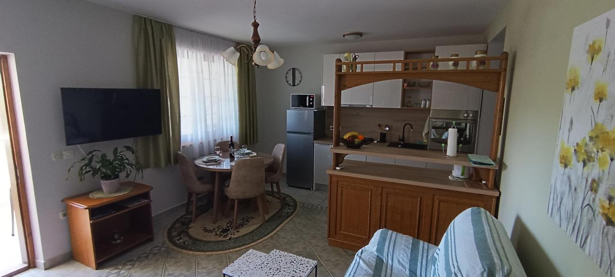 Apartments Stojakovic Πόρετς Εξωτερικό φωτογραφία